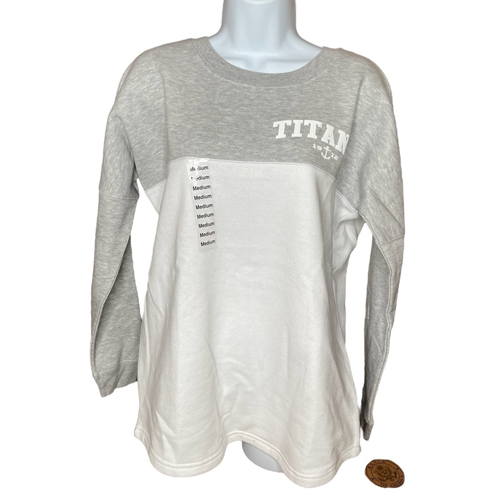 Basix of America NWT Sweater The Titanic Size Medium